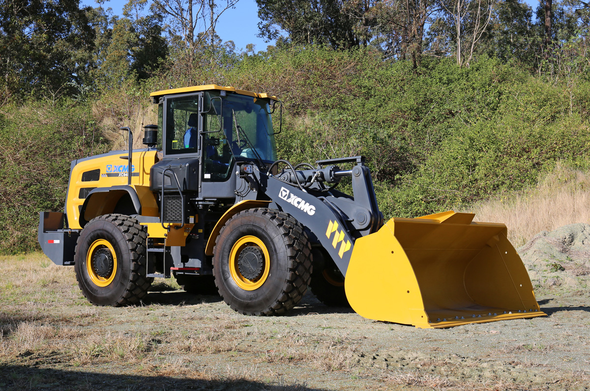 Standard Excavator